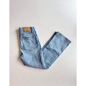 Aritzia DENIM FORUM 90's Lexi Low Rise Bootcut Cropped Kick Flare Jeans, Size 26